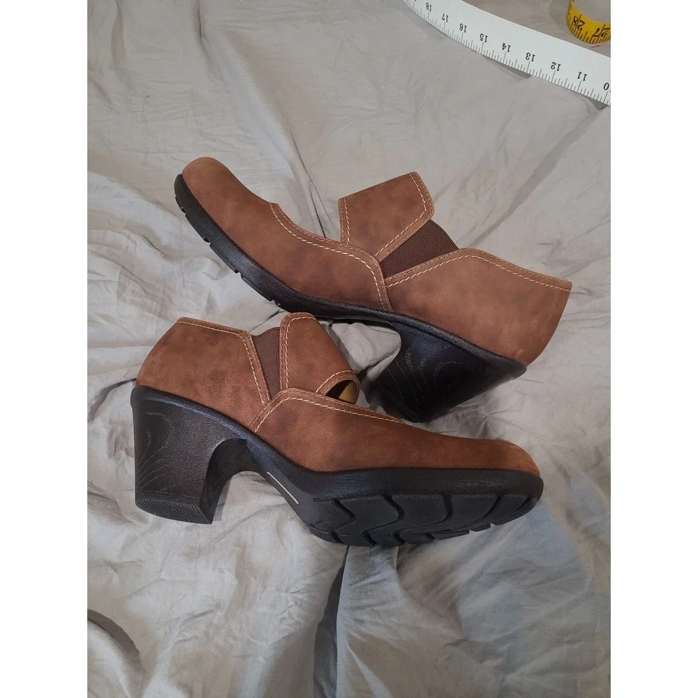 Softspots Women's SZ 11M Brown Suede 3